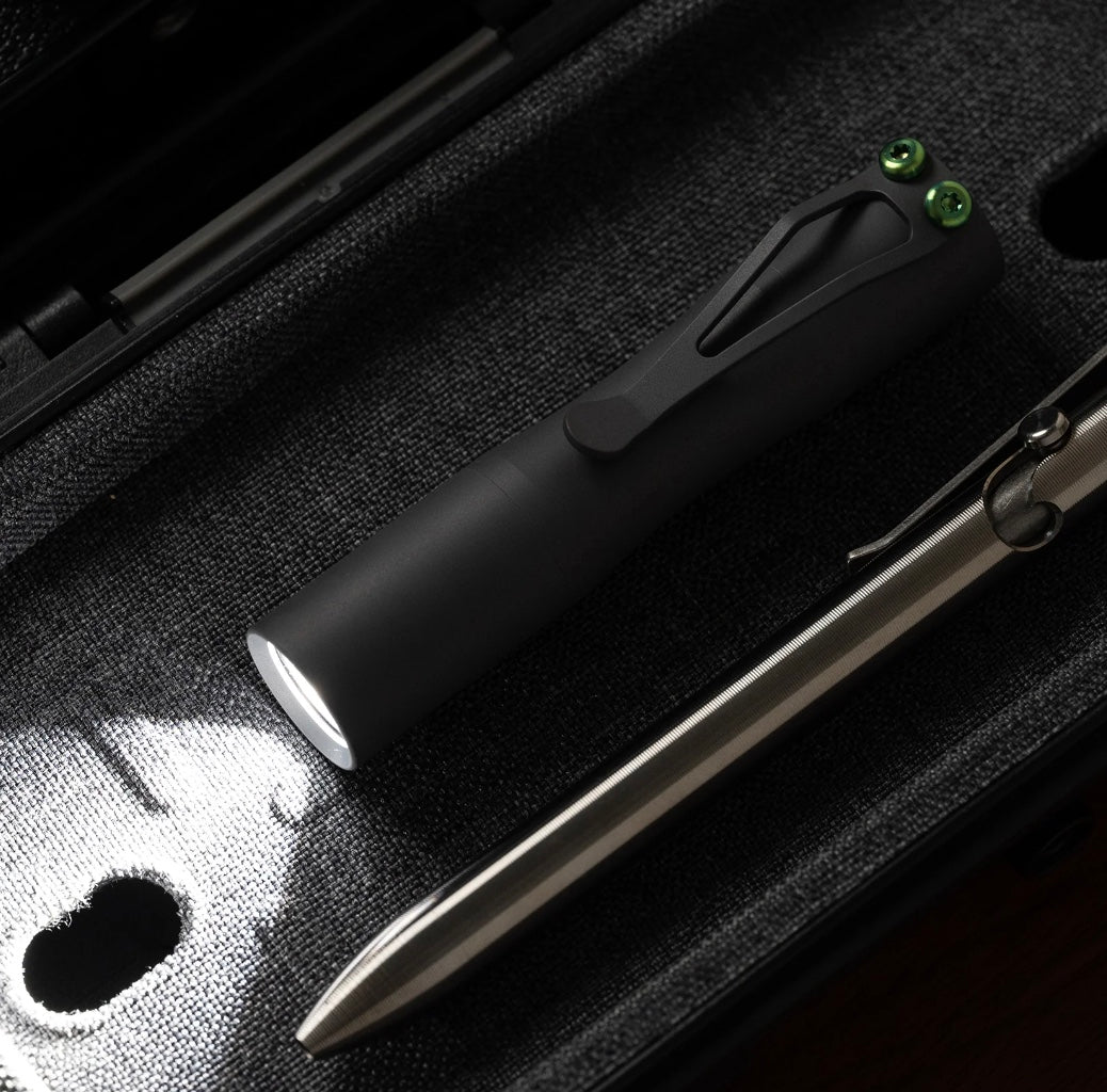 Apollo Flashlight Tactile Turn Apollo Flashlight - EDC Flashlights | American EDC ...