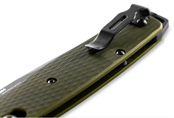 Benchmade 537SGY-1 Bailout® Knife. Close up of woodland green anodized aluminum handle and reversible clip. Benchmade SKU: 537SGY-1